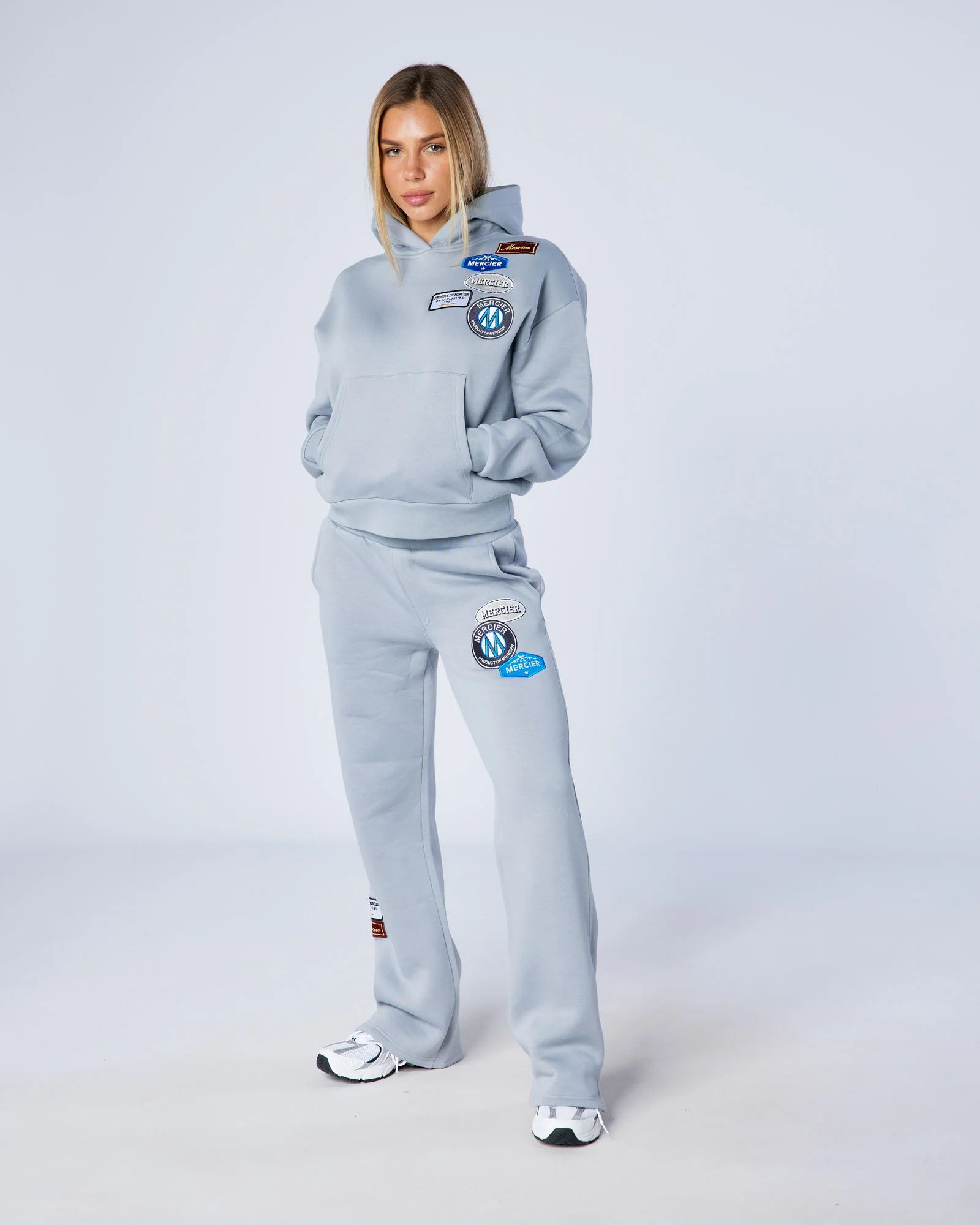 Womens relaxed OG Hoodie blue cloud - Image 3